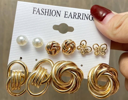 Gold tone earrings set 16